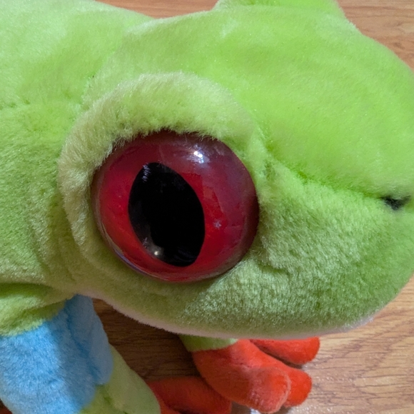 COPY - K&M 14 inch Tropical Tree Frog. Plush. Velour-like fabric. Stuffed Anima… - Picture 4 of 12